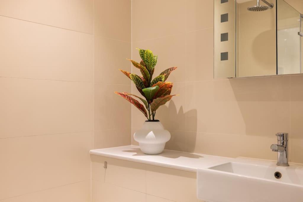 Wild Roses Serviced Apartments - Borough Londres Exterior foto